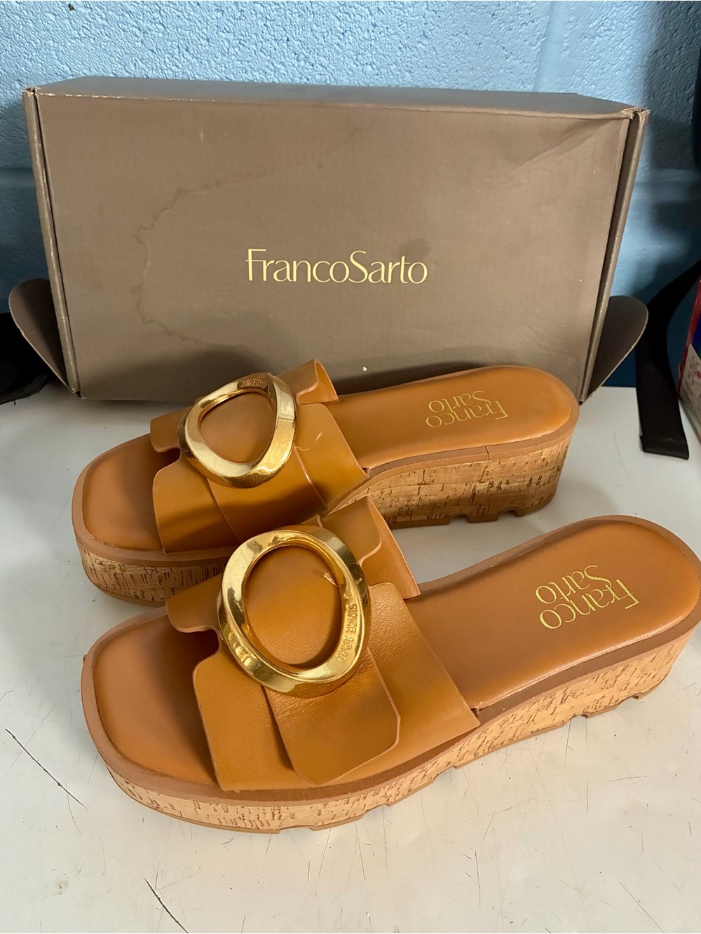 Franco Sarto Cognac Leather Platform Slide with Gold Ring - Picture 2 of 4